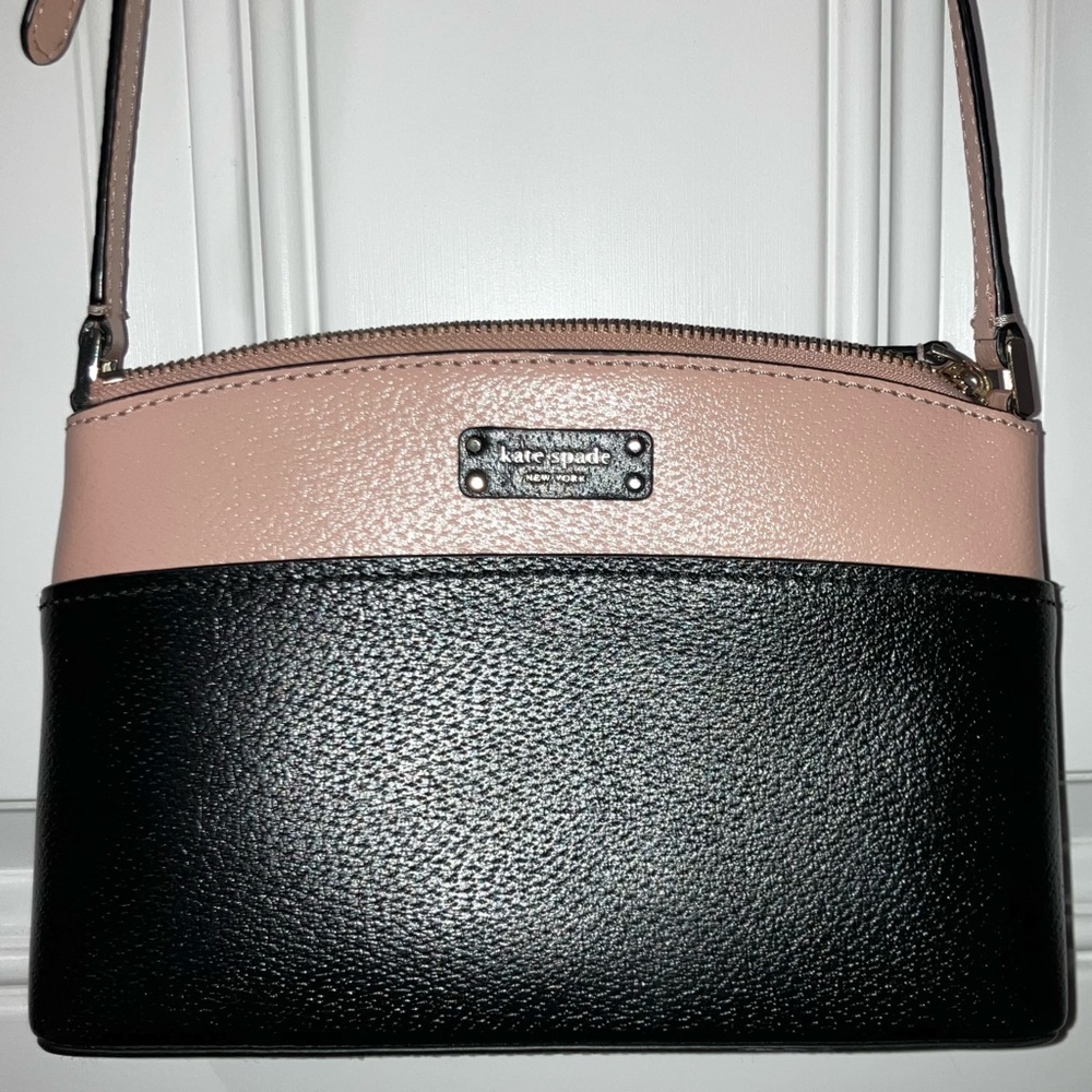 Kate Spade Leather Black & Pink Crossbody Bag Pebbled Adjustable Strap NWOT - Picture 10 of 16